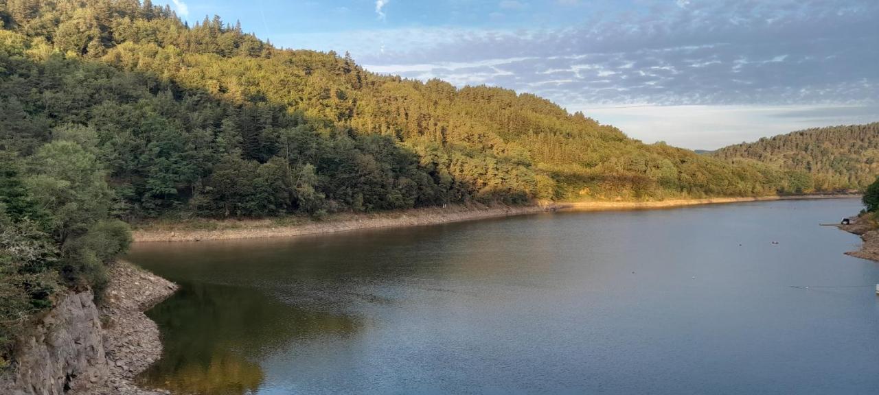 Relais Du Lac De La Truyere Anglards de Saint Flour Luaran gambar